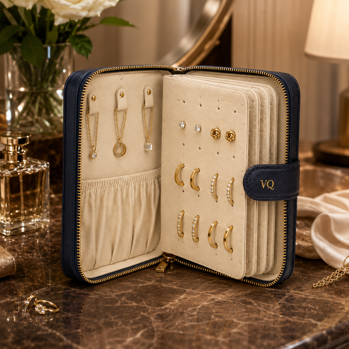 Varenqio Earring Organizer Book lifestyle