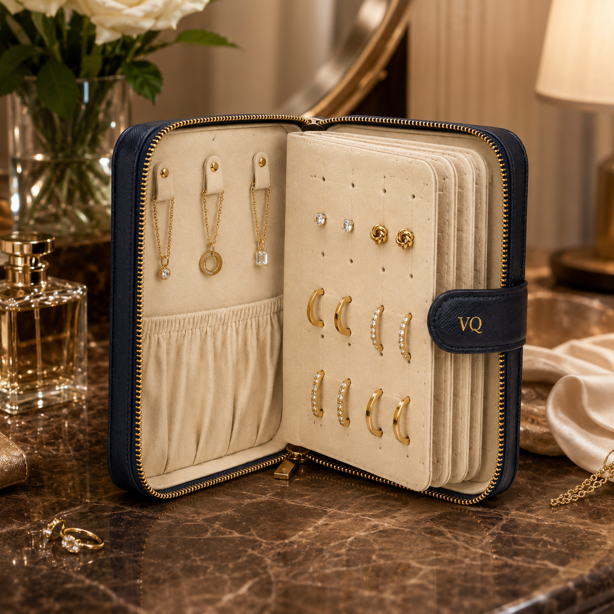 Varenqio Earring Organizer Book lifestyle